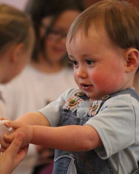 Le gouvernement offrira aux enfants d'un an une école maternelle gratuite pour l'asile 11 Le gouvernement offrira aux enfants d'un an une école maternelle gratuite pour l'asile - 10