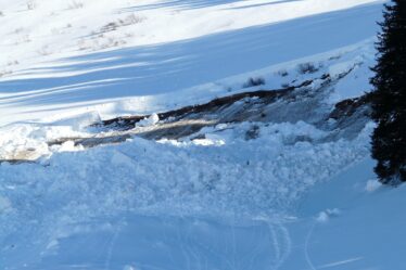 4 Suédois portés disparus dans une zone d'avalanche à Troms - 18