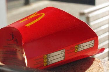 Les déchets maritimes deviennent des plateaux de service chez McDonalds - 20
