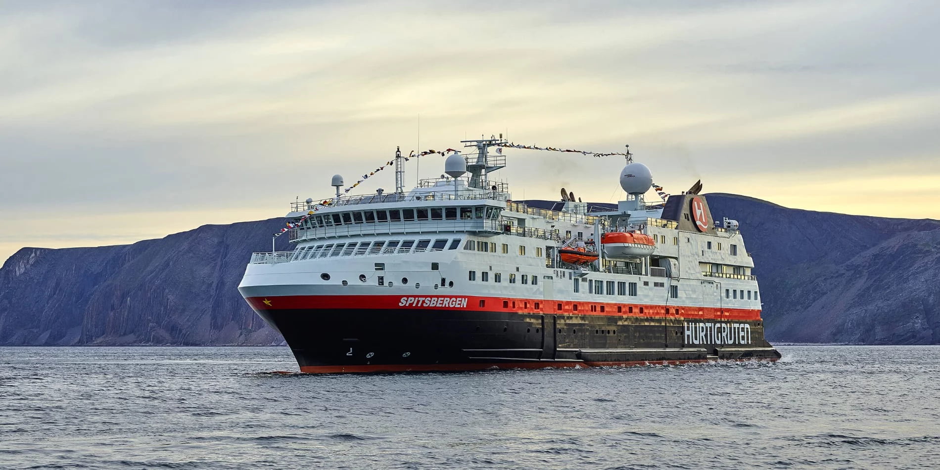 Hurtigruten interdit à Frans Joseph Land 4 Hurtigruten interdit à Frans Joseph Land - 3