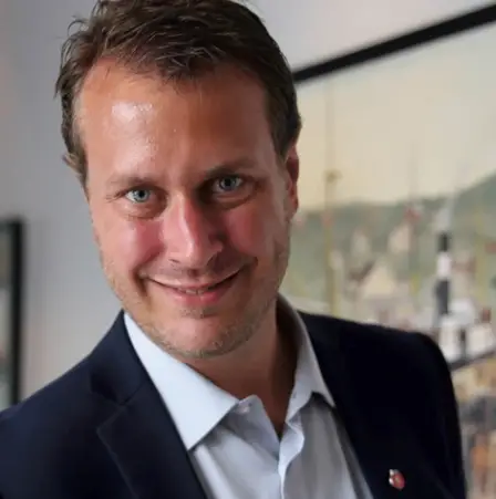 Lundi bleu pour le Parti du progrès dans le scrutin - 17