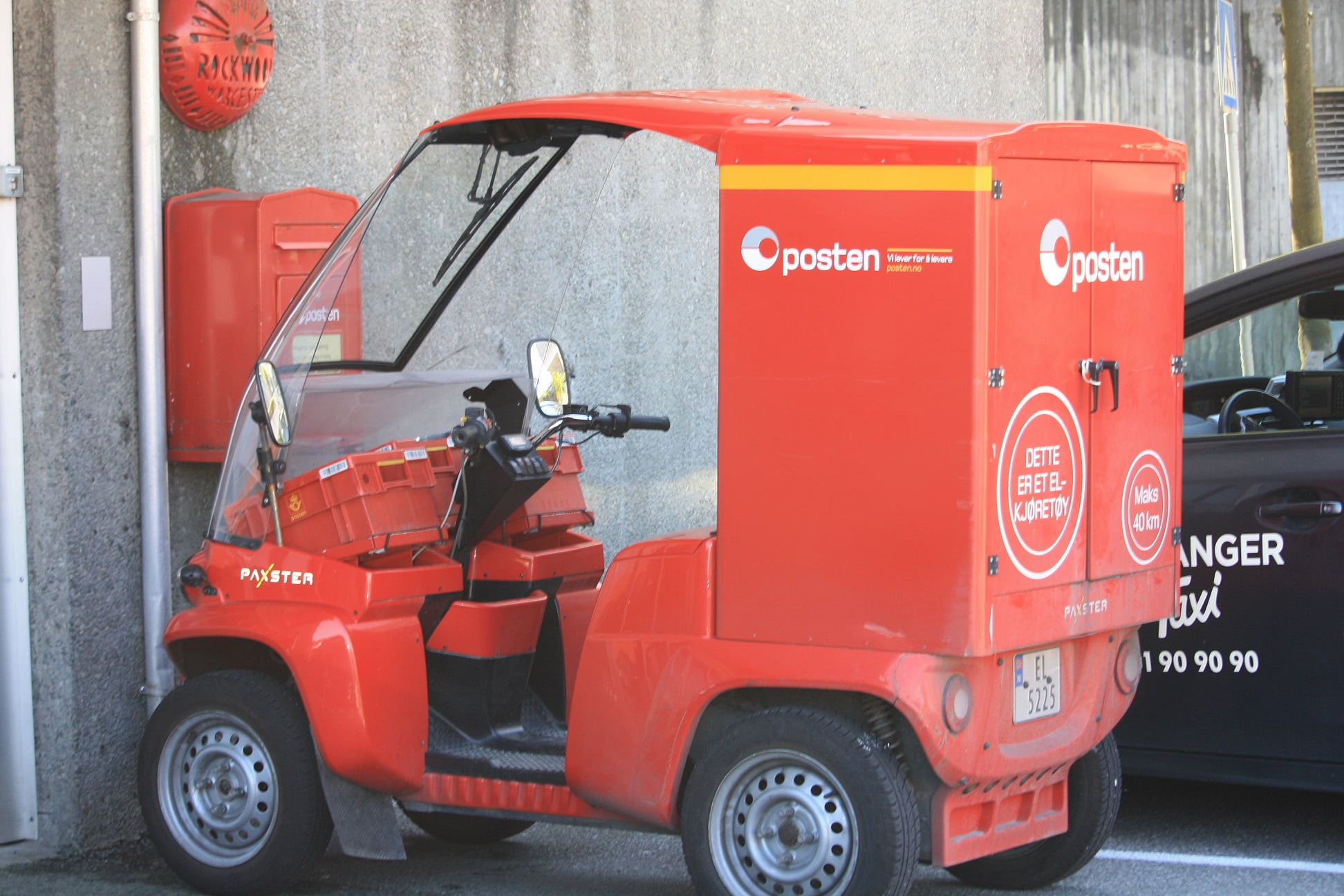 Boîtes aux lettres vides deux fois par semaine en Norvège 4 Boîtes aux lettres vides deux fois par semaine en Norvège - 3