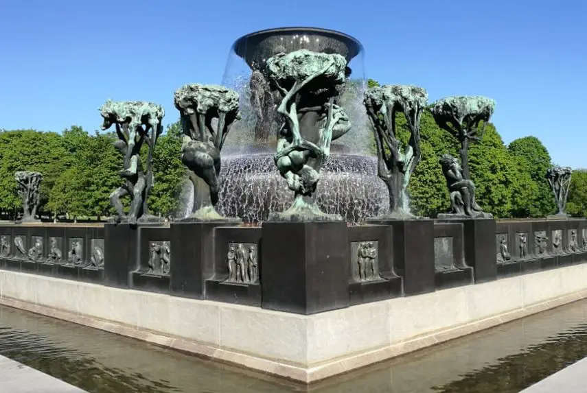 L'eau doit être coupée dans la fontaine du parc Vigeland 4 L'eau doit être coupée dans la fontaine du parc Vigeland - 3