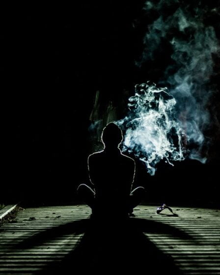 Les gros fumeurs obtiendront de l'aide pour arrêter de fumer 2 Les gros fumeurs obtiendront de l'aide pour arrêter de fumer - 1