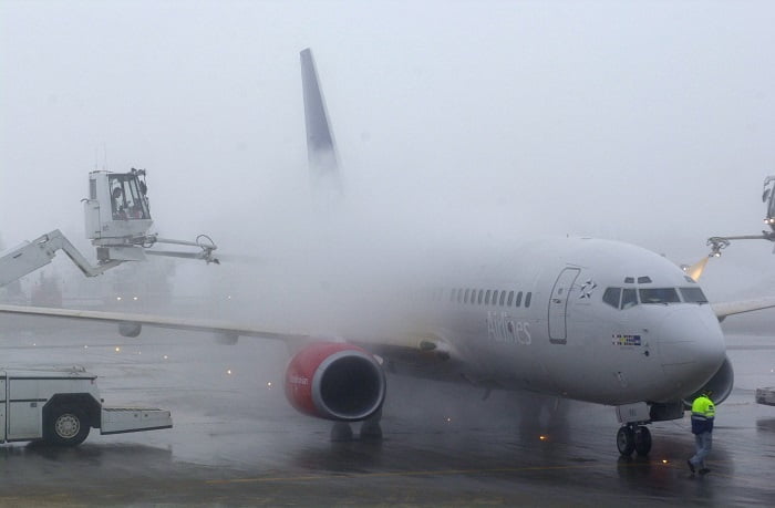 Nouveau record à Gardermoen: Jamais auparavant les avions n'avaient été dégivrés plus souvent que cet hiver 4 Nouveau record à Gardermoen: Jamais auparavant les avions n'avaient été dégivrés plus souvent que cet hiver - 3