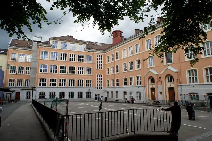 Le recteur de l'école d'Oslo pense que le marché du logement empêche l'intégration 4 Le recteur de l'école d'Oslo pense que le marché du logement empêche l'intégration - 3