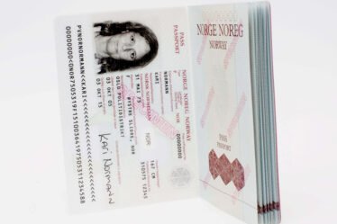 Les oreilles visibles sur les passeports s'opposent à la liberté de religion - 20