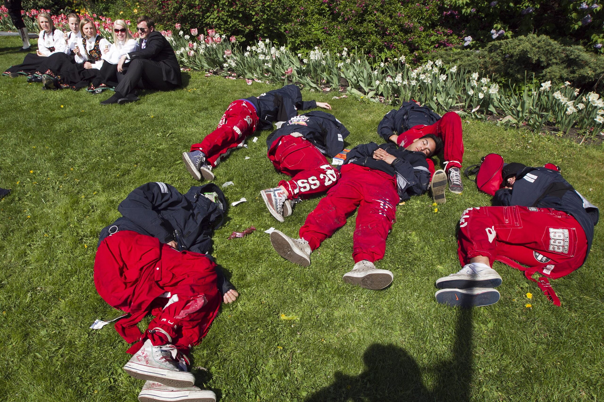 Moins de jeunes de 19 ans prenant une pause avant d'aller à l'université ou au collège universitaire 4 Moins de jeunes de 19 ans prenant une pause avant d'aller à l'université ou au collège universitaire - 3