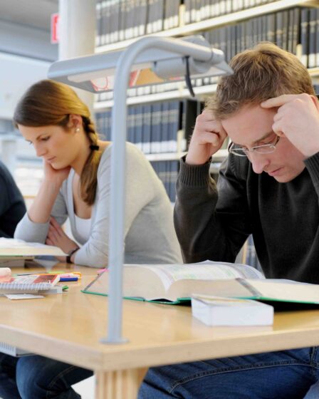 Les étudiants ignorent les appels à l'échange 5 Les étudiants ignorent les appels à l'échange - 4