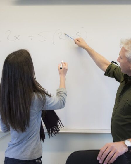 Les étudiants super talentueux sont plus intimidés que les autres étudiants 5 Les étudiants super talentueux sont plus intimidés que les autres étudiants - 4