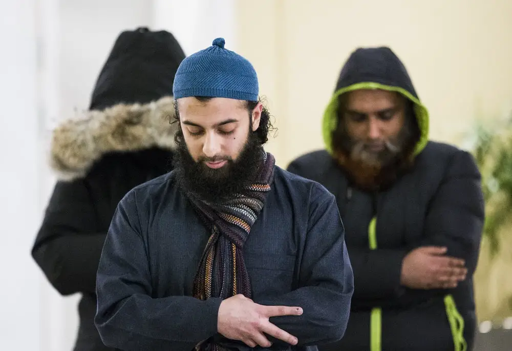 Arfan Bhatti est détenu, fait appel sur place 4 Arfan Bhatti est détenu, fait appel sur place - 3