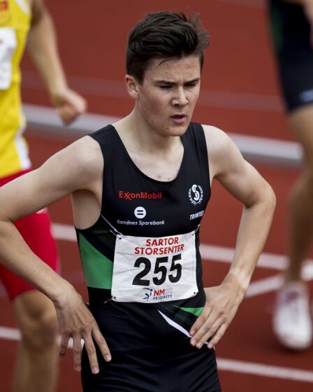 Jakob Ingebrigtsen devient le plus jeune à franchir la limite du `` mile de rêve '' 21 Jakob Ingebrigtsen devient le plus jeune à franchir la limite du `` mile de rêve '' - 20