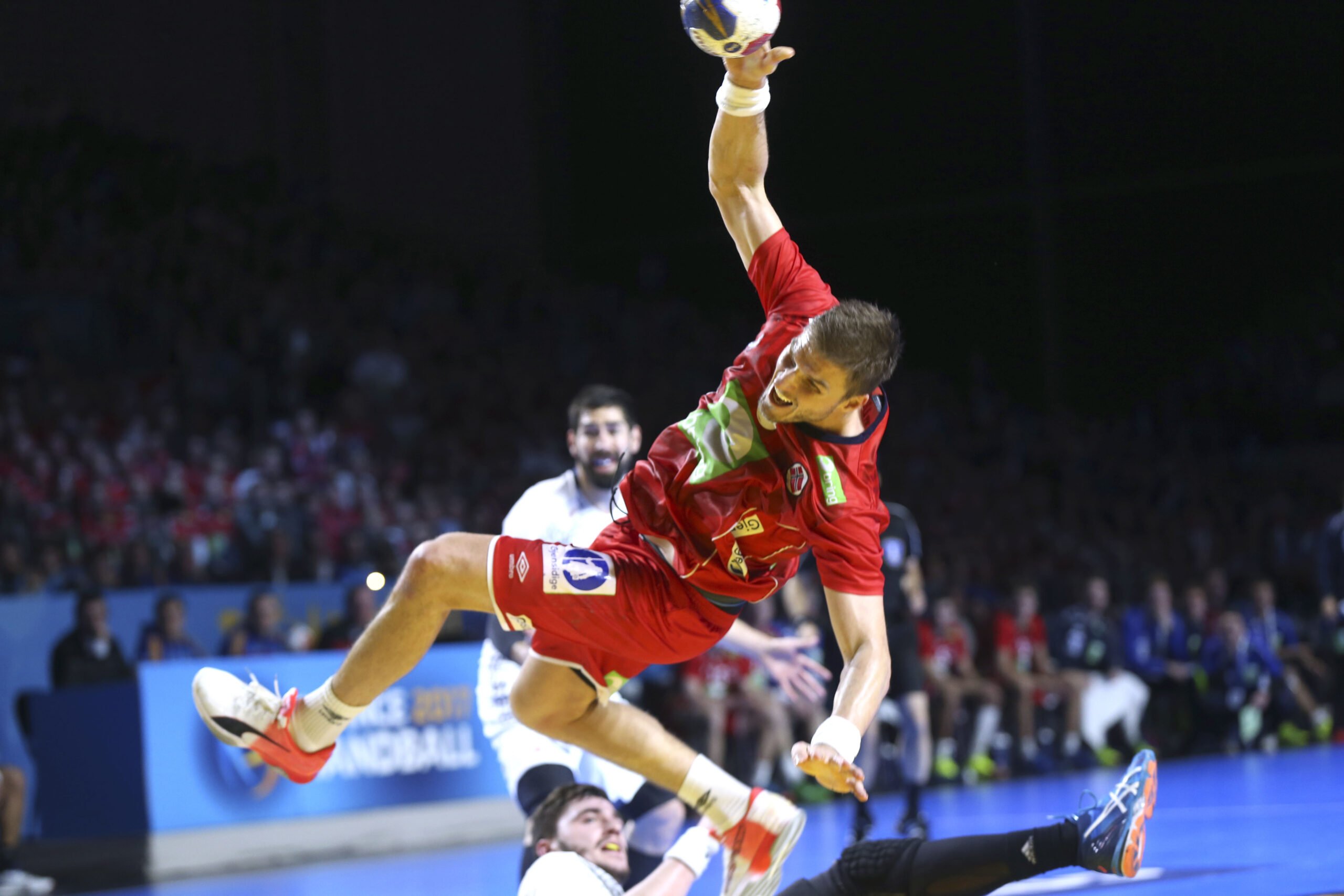 LA FRANCE REVENGE SUR LA NORVÈGE 4 LA FRANCE REVENGE SUR LA NORVÈGE - 3