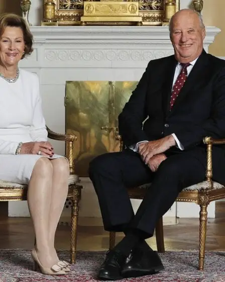 Un couple royal reçoit le 80e anniversaire d'un siècle 17 Un couple royal reçoit le 80e anniversaire d'un siècle - 16