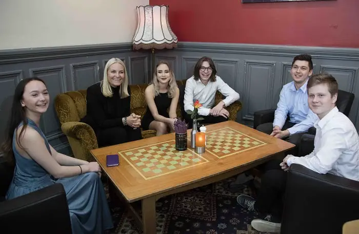 La princesse héritière a rendu visite à Amandus à Lillehammer 4 La princesse héritière a rendu visite à Amandus à Lillehammer - 3