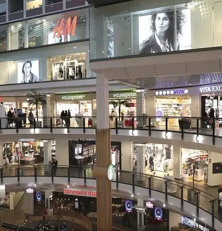 Forte croissance des revenus des centres commerciaux norvégiens en juillet 23 Forte croissance des revenus des centres commerciaux norvégiens en juillet - 22