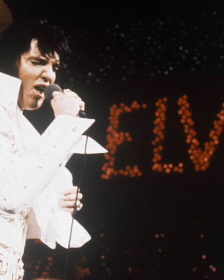 La célébration d'une semaine d'Elvis débute aux États-Unis 29 La célébration d'une semaine d'Elvis débute aux États-Unis - 28