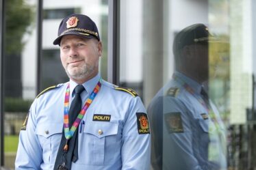 Bård Stensli reçoit un prix pour sa lutte pour les droits des homosexuels dans la police - 19