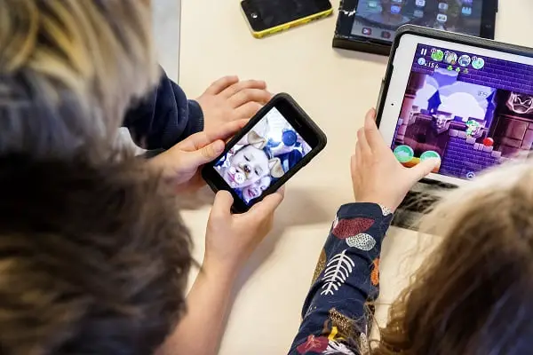 Neuf enfants de dix ans sur dix ont un smartphone 4 Neuf enfants de dix ans sur dix ont un smartphone - 3