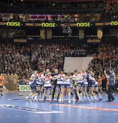 Le premier ministre assistera à la finale de la Coupe du monde 14 Le premier ministre assistera à la finale de la Coupe du monde - 13