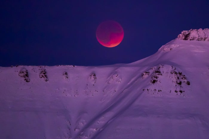 Éclipse totale de lune et étoiles filantes dans le ciel norvégien cet été 4 Éclipse totale de lune et étoiles filantes dans le ciel norvégien cet été - 3
