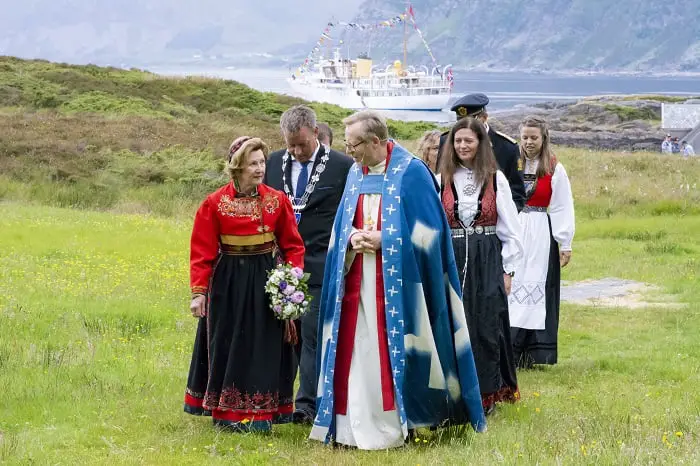 La reine a célébré le 950e anniversaire des diocèses de Bjørgvin 4 La reine a célébré le 950e anniversaire des diocèses de Bjørgvin - 3