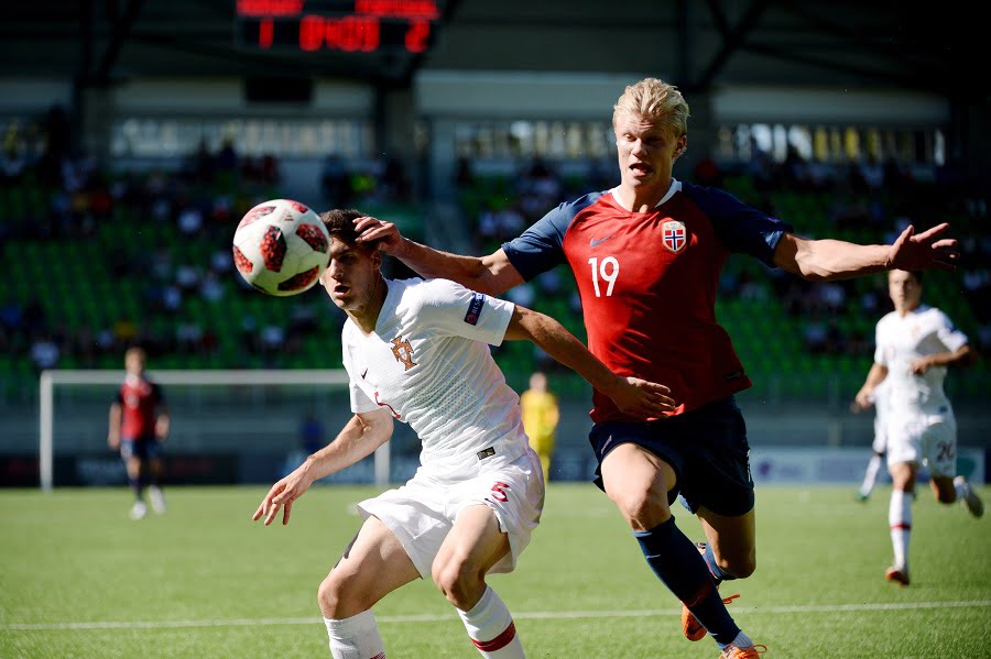 La Norvège rencontre l'Angleterre en duel pour une place en Coupe du monde U20 4 La Norvège rencontre l'Angleterre en duel pour une place en Coupe du monde U20 - 3