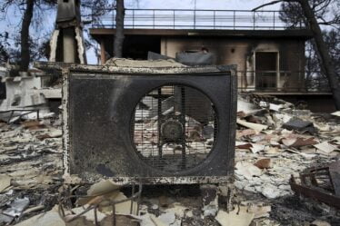 Le bilan des morts augmente après les incendies en Grèce - 20