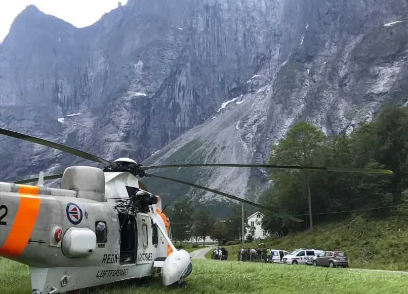 Des alpinistes tchèques présumés morts à Trollveggen 4 Des alpinistes tchèques présumés morts à Trollveggen - 3
