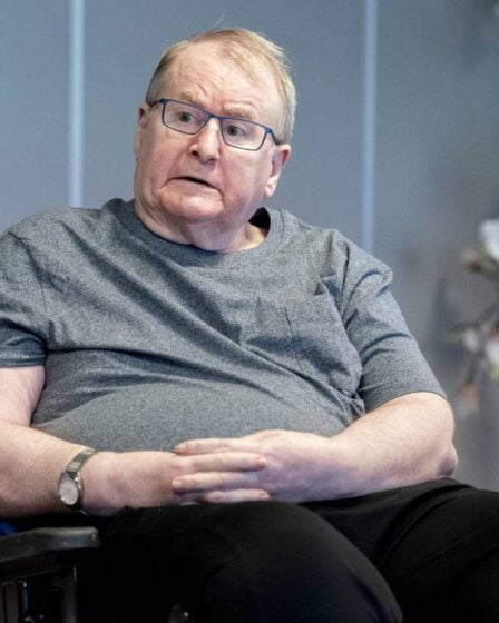 Svein a été le premier Norvégien à recevoir le vaccin corona: "Presque comme quand Armstrong est allé sur la lune" 18 Svein a été le premier Norvégien à recevoir le vaccin corona: "Presque comme quand Armstrong est allé sur la lune" - 17