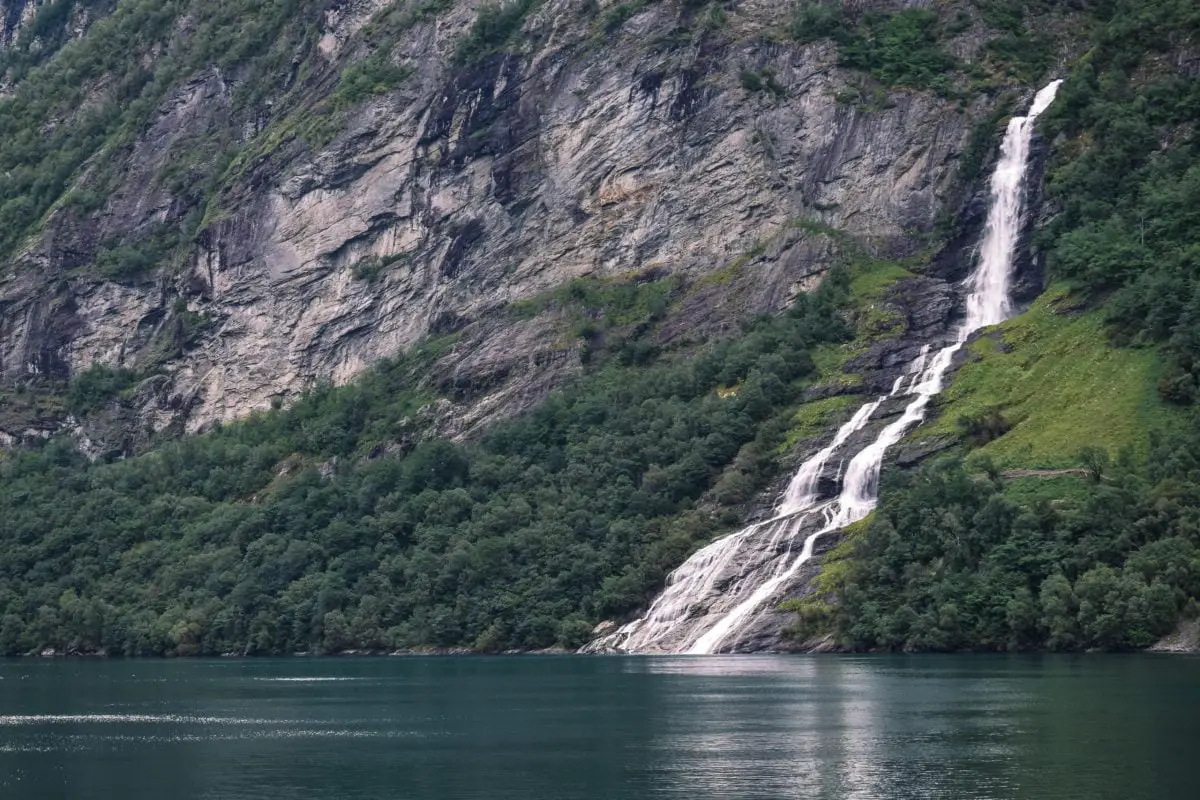 Cascade du fjord