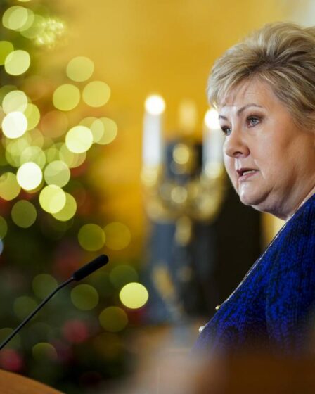 Erna Solberg est prête à attendre d'être vaccinée contre corona: "Je ne suis pas dans une catégorie prioritaire" 26 Erna Solberg est prête à attendre d'être vaccinée contre corona: "Je ne suis pas dans une catégorie prioritaire" - 25
