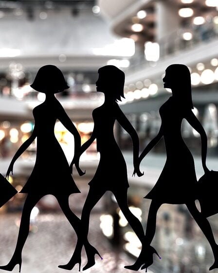 Combien de temps passons-nous à magasiner? 2 Combien de temps passons-nous à magasiner? - 1