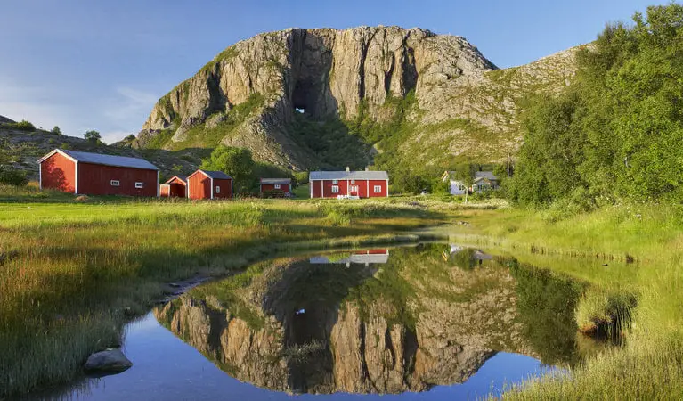 MONTAGNE TORGHATTEN - Norway Today 4 MONTAGNE TORGHATTEN - Norway Today - 3