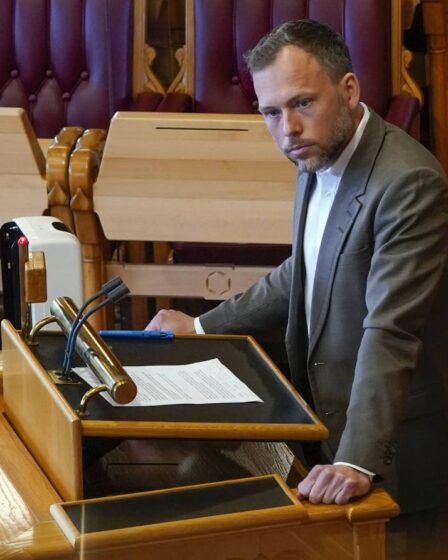 Lysbakken: Il est embarrassant que la Norvège ne veuille pas partager les brevets de vaccins avec le monde 2 Lysbakken: Il est embarrassant que la Norvège ne veuille pas partager les brevets de vaccins avec le monde - 1