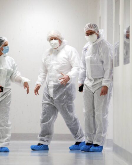 Le Royaume-Uni rapporte 32 décès après la vaccination avec AstraZeneca 23 Le Royaume-Uni rapporte 32 décès après la vaccination avec AstraZeneca - 22