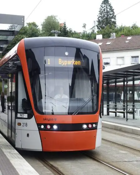 Une femme meurt sur place après avoir été heurtée par un tramway léger à Bergen - 7