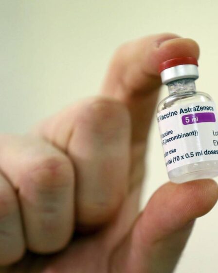La Norvège pourrait obtenir 2 millions de doses du vaccin corona d'AstraZeneca avant avril 2 La Norvège pourrait obtenir 2 millions de doses du vaccin corona d'AstraZeneca avant avril - 1