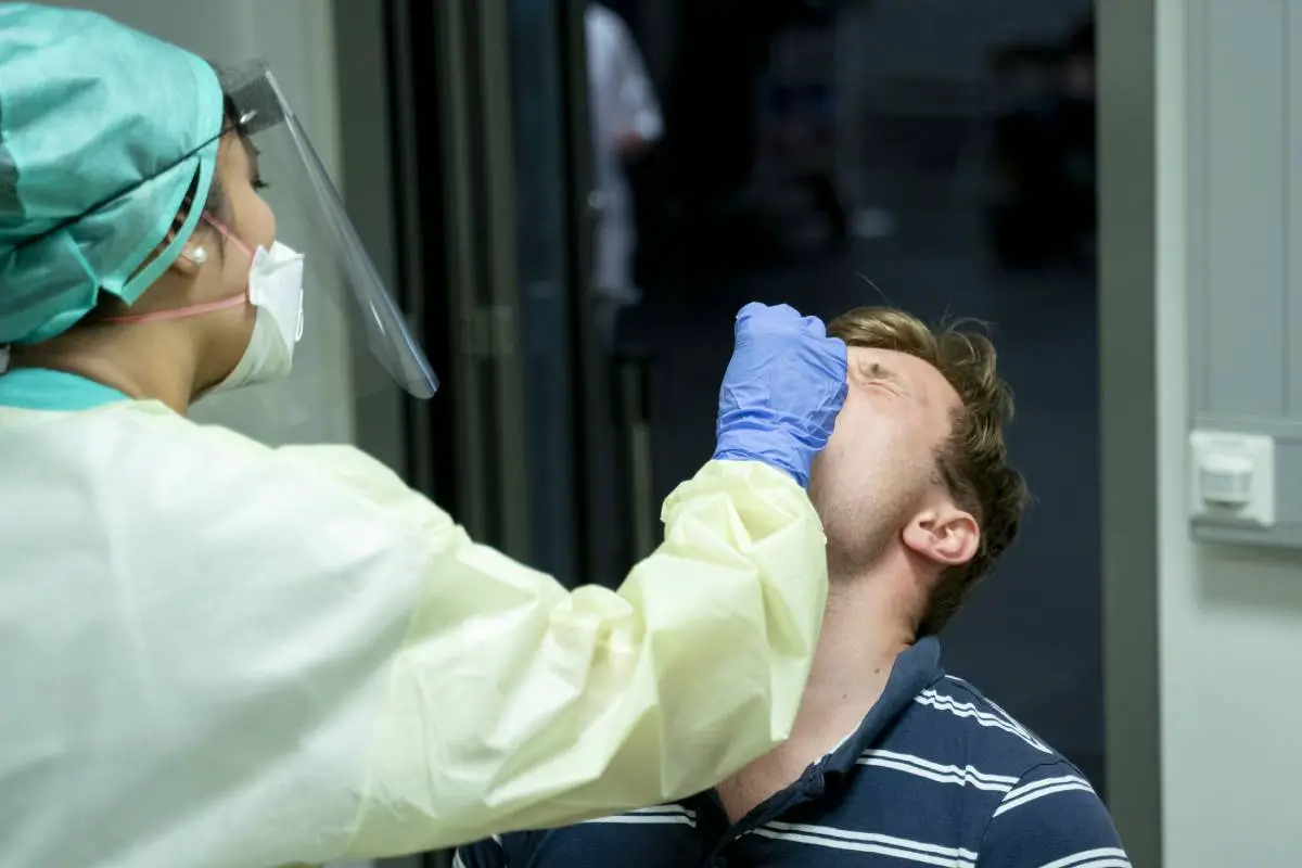 À partir d'aujourd'hui, tous les voyageurs en Norvège doivent subir des tests corona. Voici les détails 4 À partir d'aujourd'hui, tous les voyageurs en Norvège doivent subir des tests corona. Voici les détails - 3