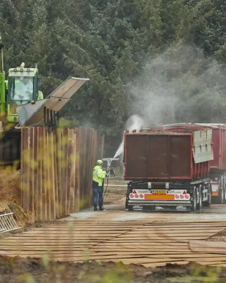13000 tonnes de visons morts excavés au Danemark 17 13000 tonnes de visons morts excavés au Danemark - 16