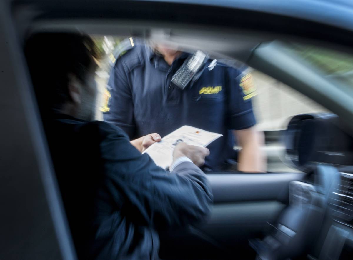 Oslo: un médecin condamné à une amende pour excès de vitesse, puis à nouveau pour avoir suivi et insulté des policiers - 3