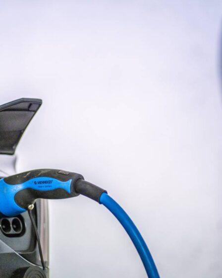Il pourrait bientôt devenir illégal de construire des maisons en Norvège qui ne facilitent pas la recharge des voitures électriques - 1