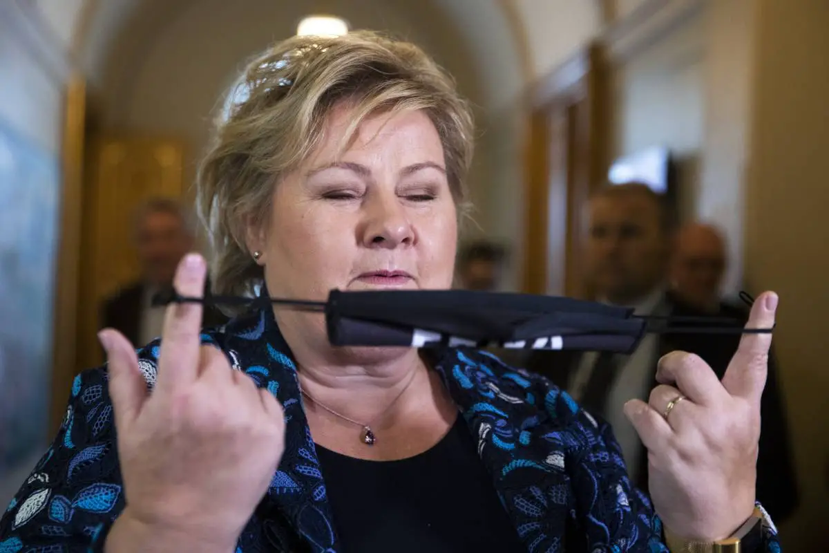 L'enquête sur la possible violation des règles corona par Erna Solberg n'est toujours pas terminée 4 L'enquête sur la possible violation des règles corona par Erna Solberg n'est toujours pas terminée - 3