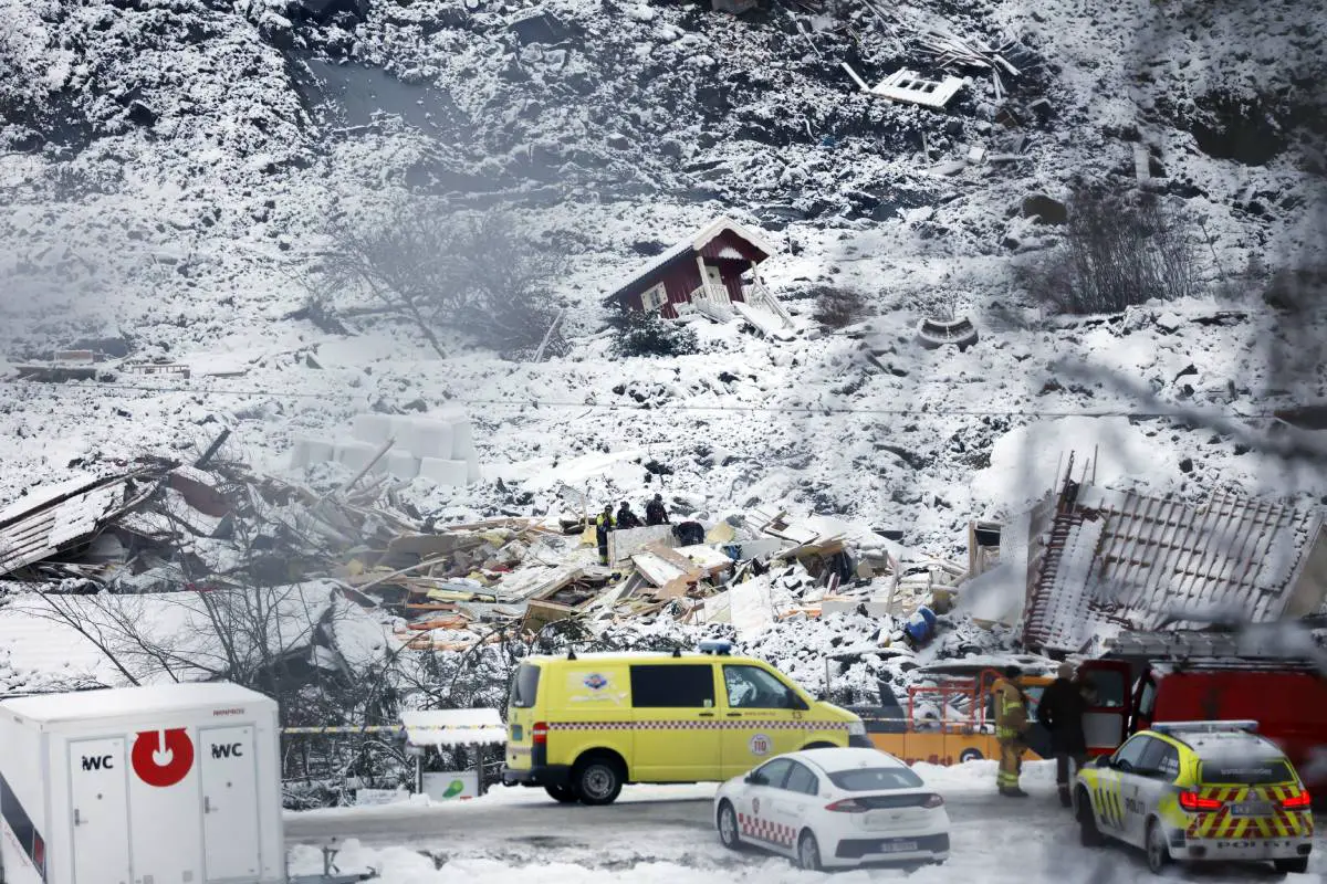 Un deuxième mort retrouvé sur le site du glissement de terrain de Gjerdrum 4 Un deuxième mort retrouvé sur le site du glissement de terrain de Gjerdrum - 3