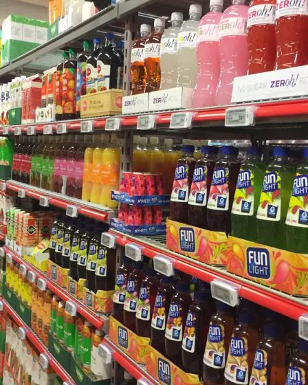 Les magasins d'alimentation enfreignent les lois de fermeture des Fêtes 8 Les magasins d'alimentation enfreignent les lois de fermeture des Fêtes - 7