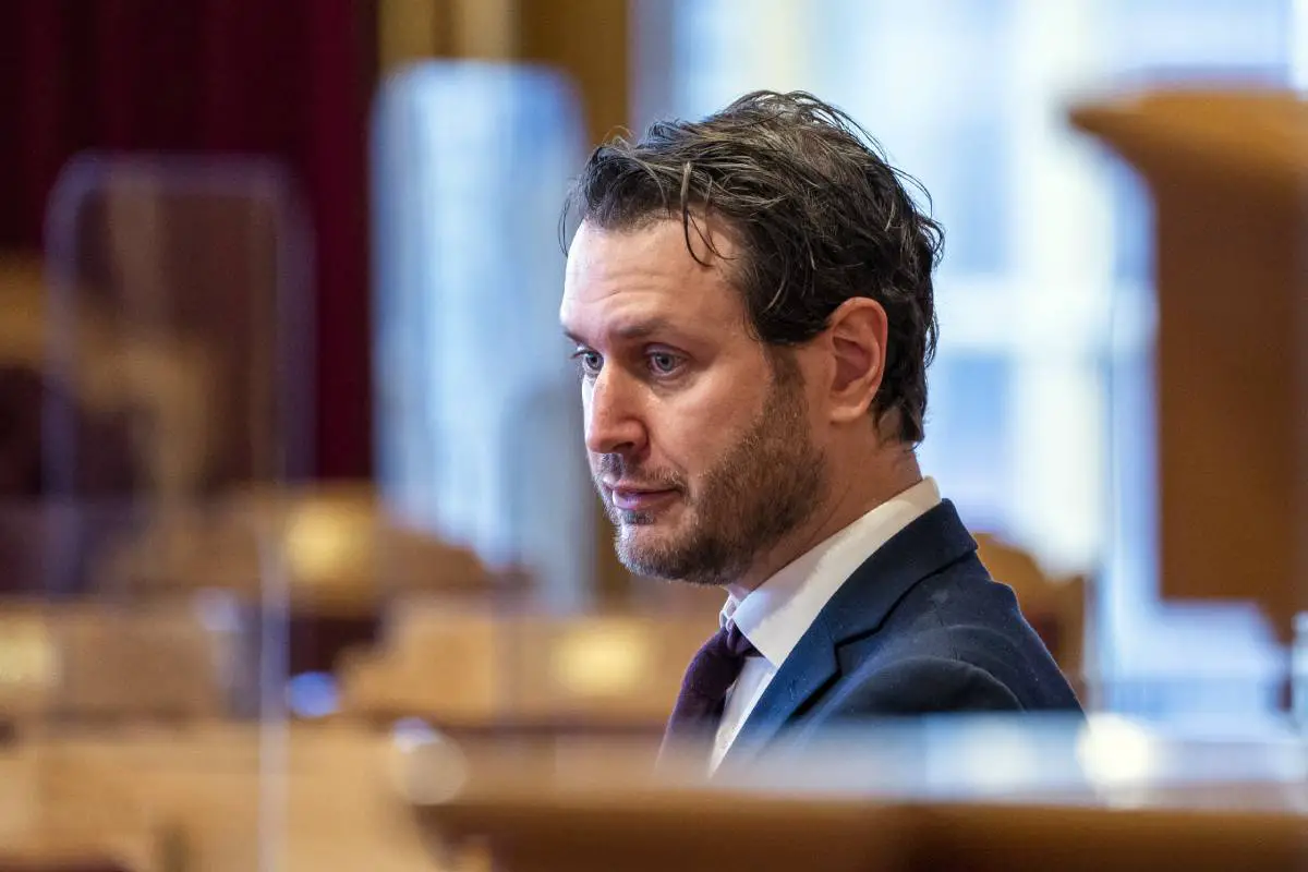 Le Parti du progrès norvégien veut réduire l'impôt sur la fortune 4 Le Parti du progrès norvégien veut réduire l'impôt sur la fortune - 3