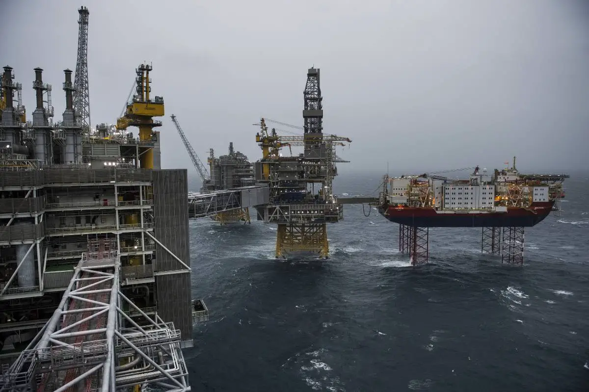 La grève des travailleurs du pétrole s'intensifie, quatre champs pétroliers en Norvège vont fermer - 3