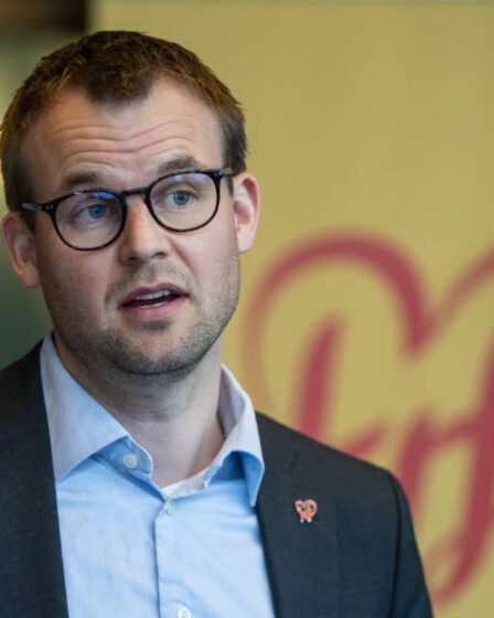 Ropstad adopte une position ferme sur la «gestion détaillée» des familles en Norvège 29 Ropstad adopte une position ferme sur la «gestion détaillée» des familles en Norvège - 28