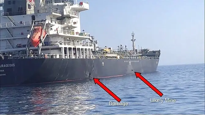 Les pétroliers quittant le golfe d'Oman 4 Les pétroliers quittant le golfe d'Oman - 3