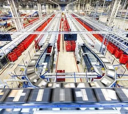 Des centaines de postiers risquent de perdre leur emploi 12 Des centaines de postiers risquent de perdre leur emploi - 11